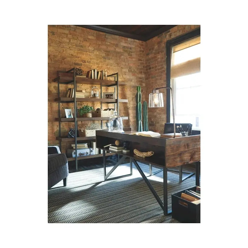 Bureau marron pour le télétravail