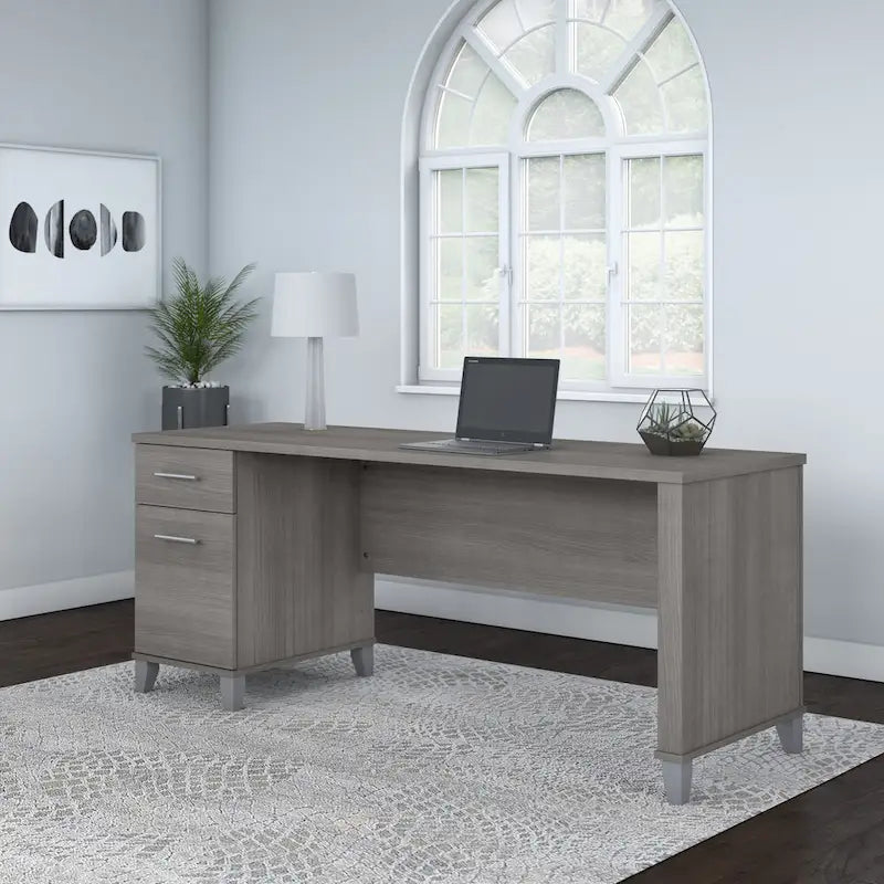 Bureau avec tiroirs de rangement