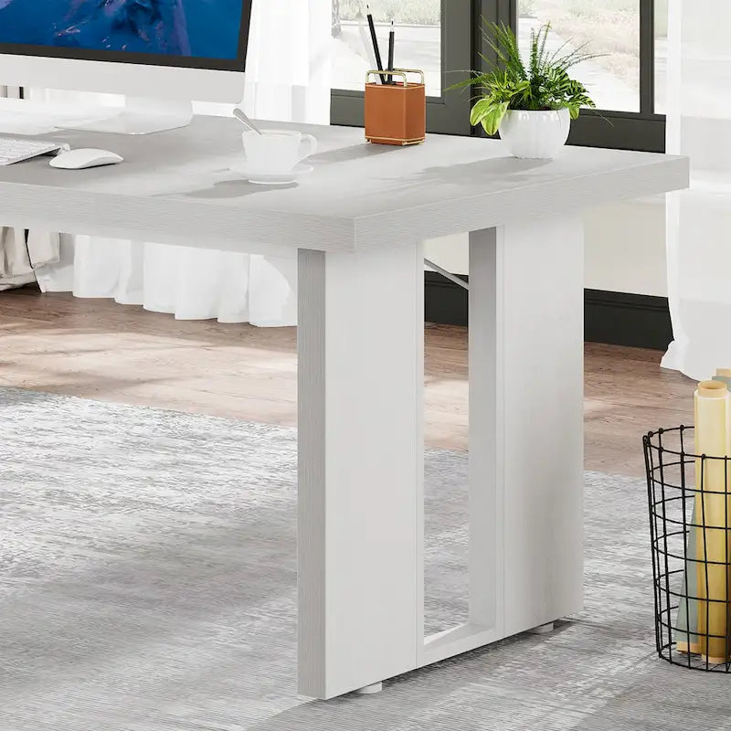 Bureau de direction, Grand poste de travail de bureau informatique