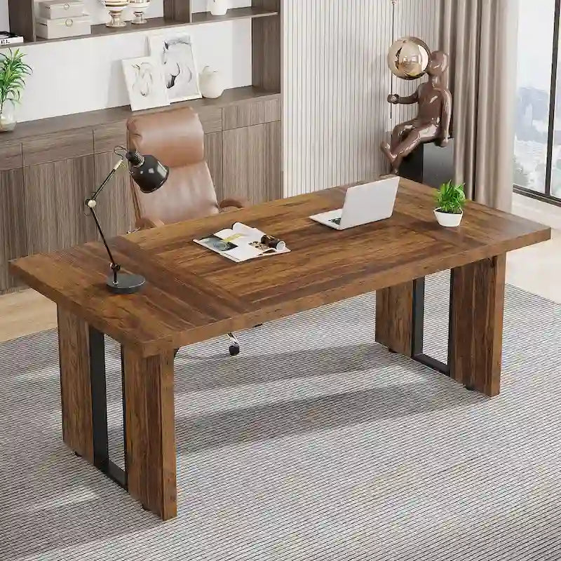 Bureau de direction, Grand poste de travail de bureau informatique